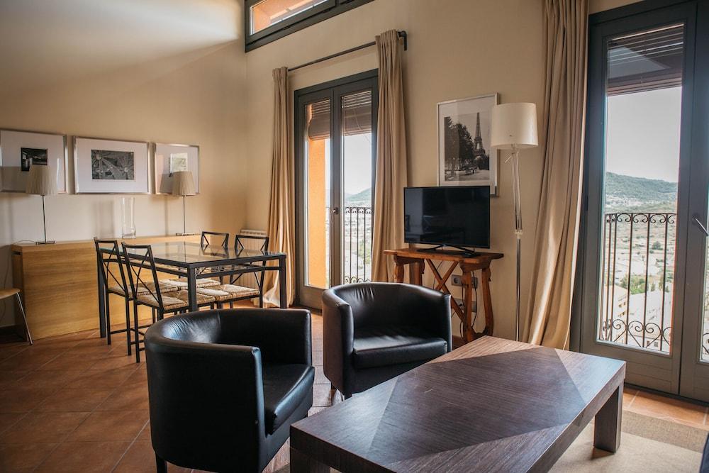 Bremon Boutique Hotel By Duquessa Hotel Collection Кардона Екстер'єр фото