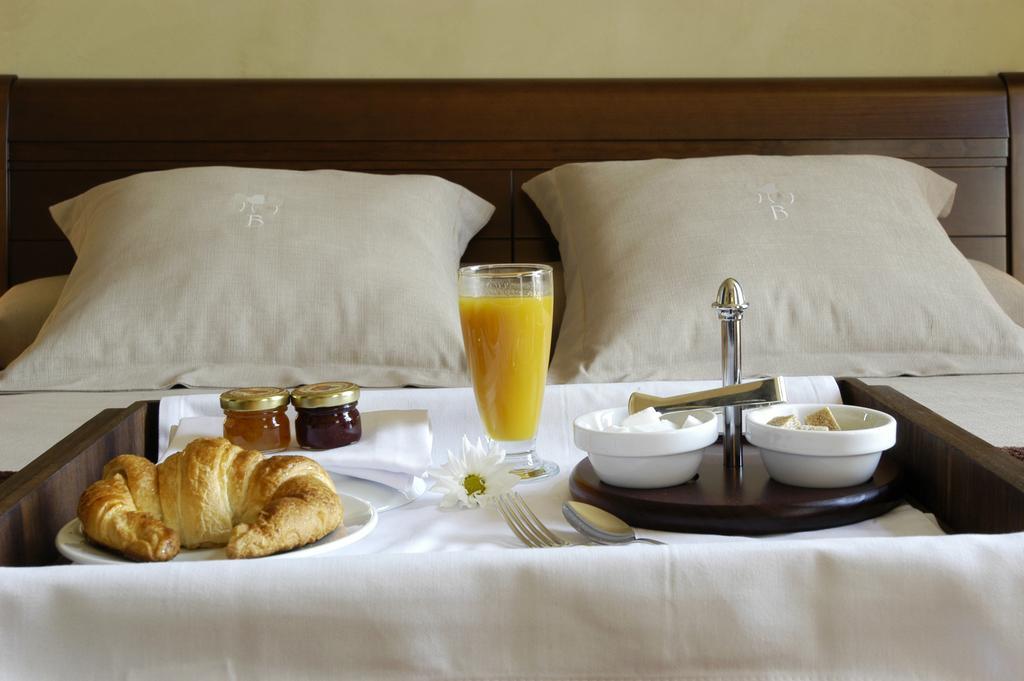 Bremon Boutique Hotel By Duquessa Hotel Collection Кардона Екстер'єр фото